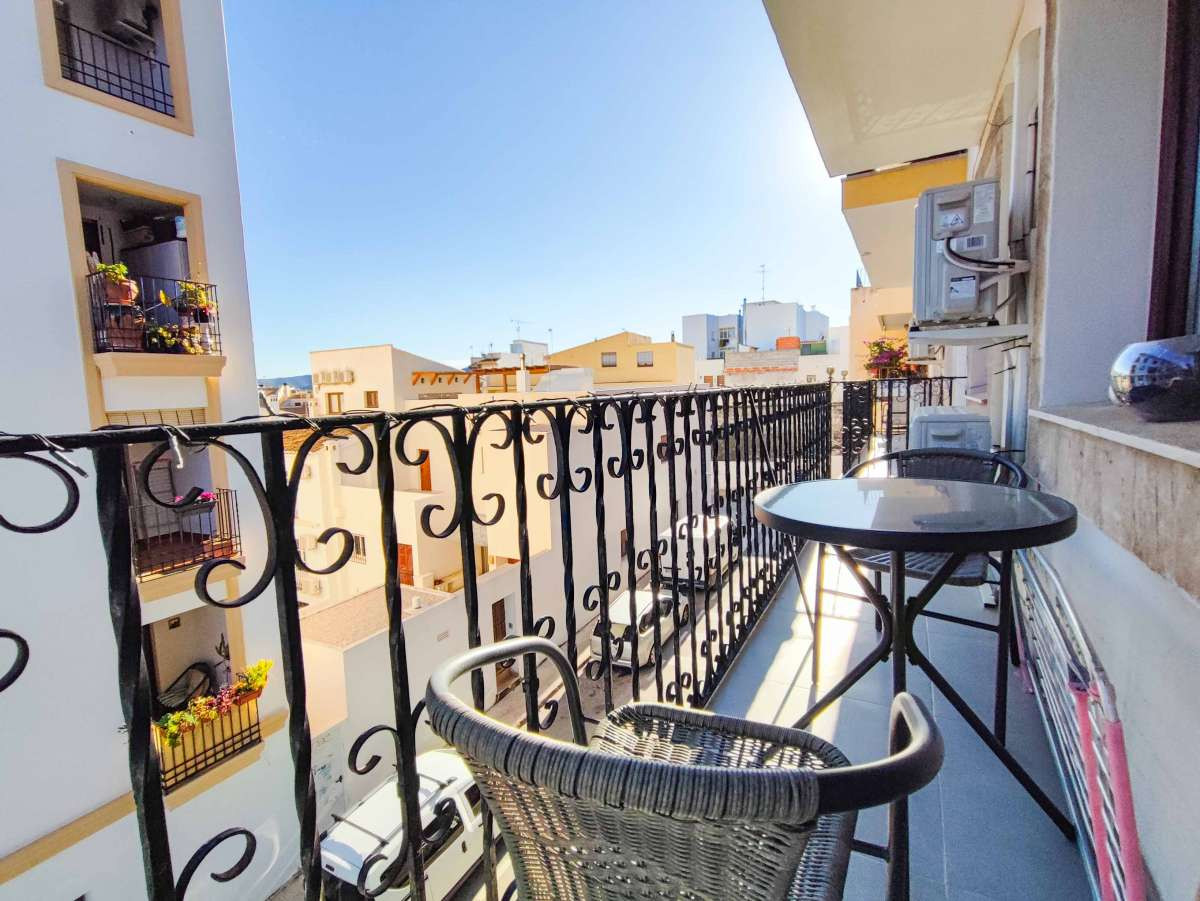 Se vende Apartamento Planta Media de 3 dormitorios en Costa Blanca, Alicante, España