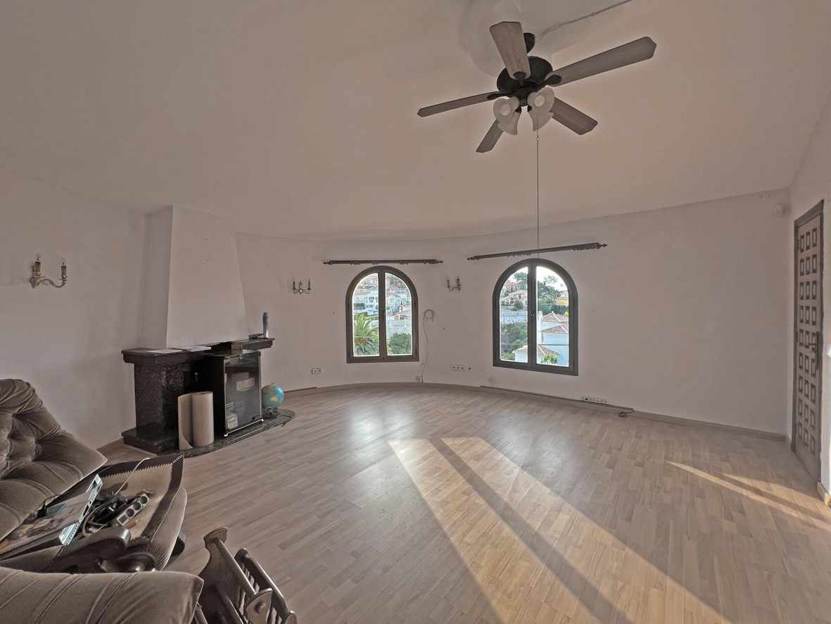 4 Bed Townhouse for sale in Calpe Costa Blanca, Alicante, Spain