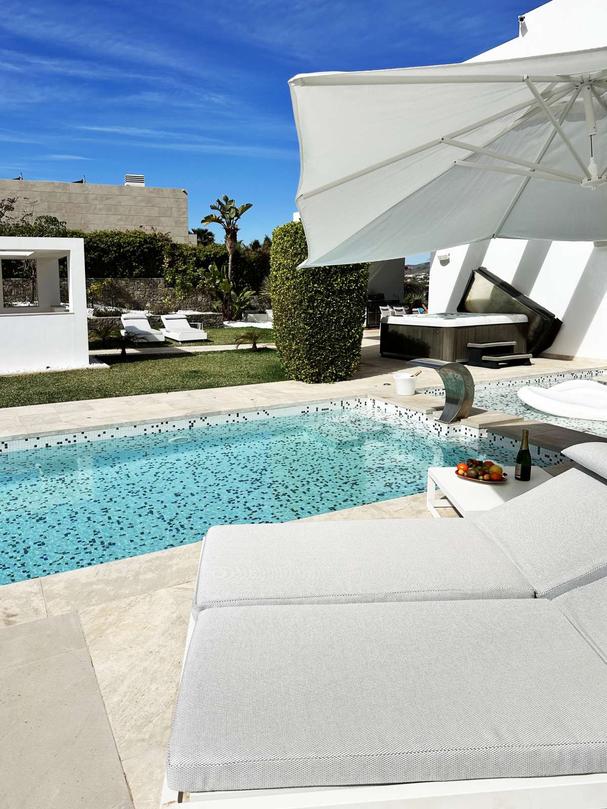 5 Bed Townhouse for sale in Javea Costa Blanca, Alicante, Spain