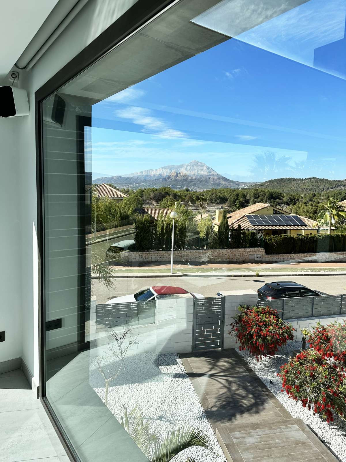 5 Bed Townhouse for sale in Javea Costa Blanca, Alicante, Spain