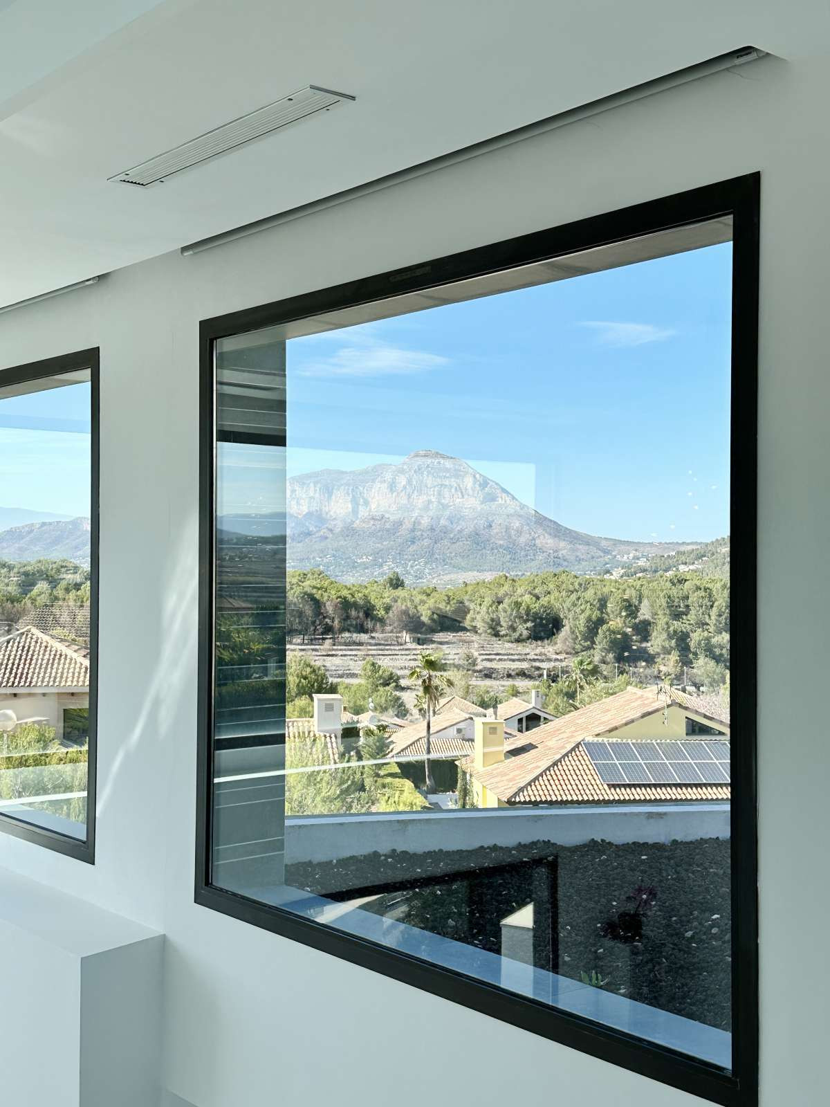 5 Bed Townhouse for sale in Javea Costa Blanca, Alicante, Spain