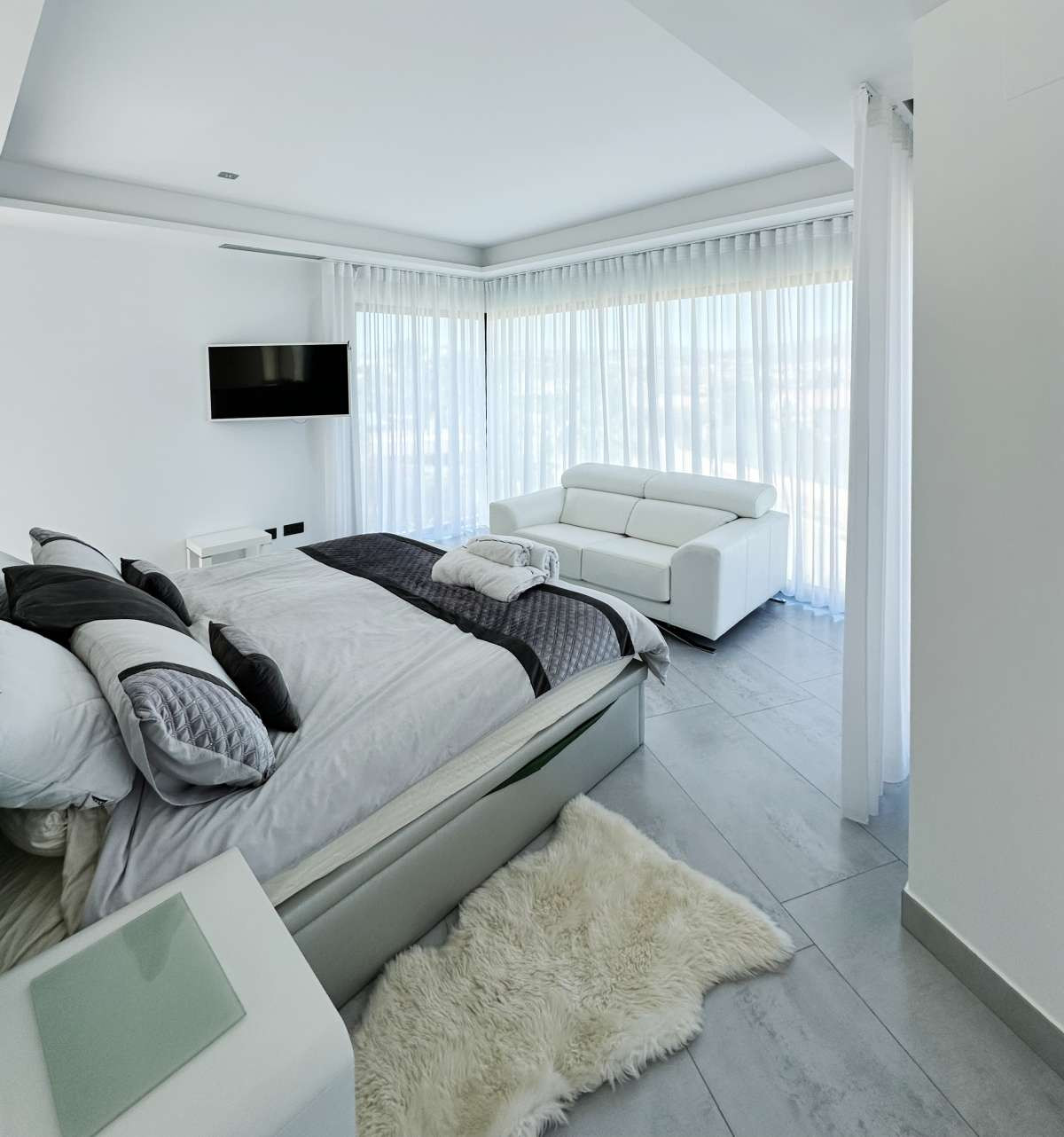 5 Bed Townhouse for sale in Javea Costa Blanca, Alicante, Spain