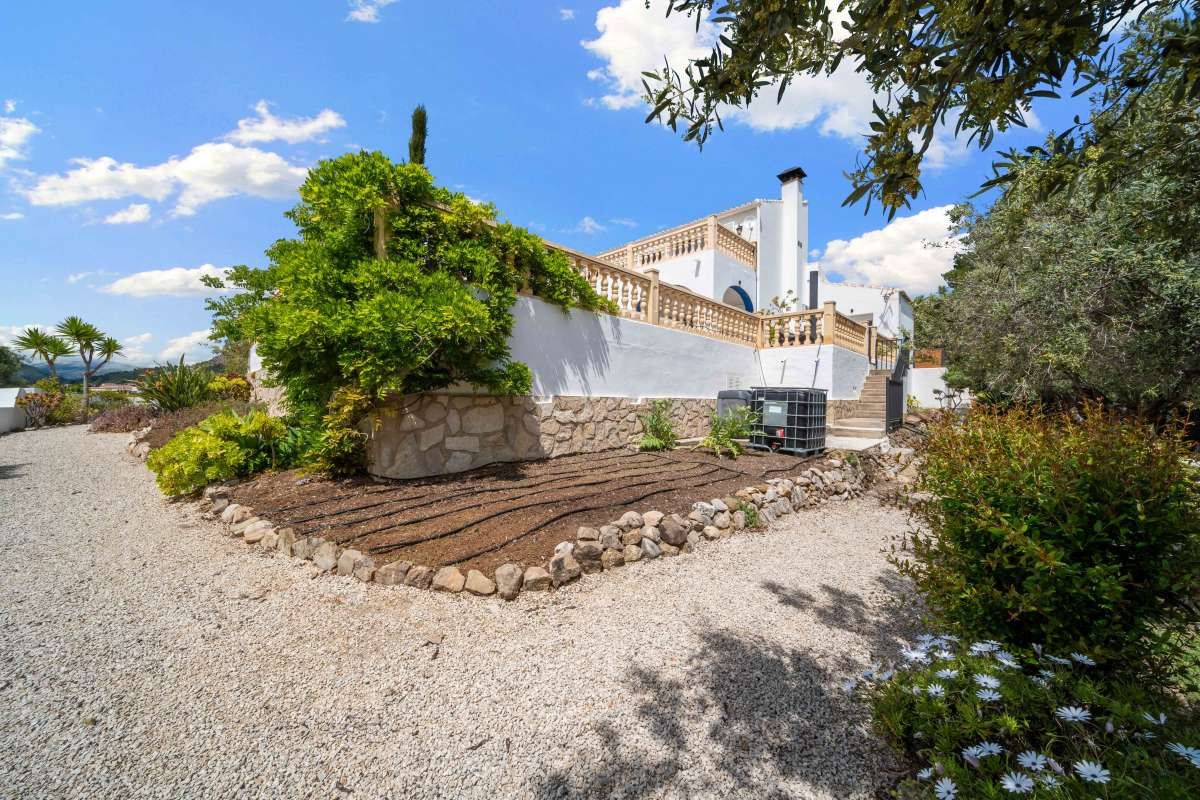 4 Bed Townhouse for sale in Murla Costa Blanca, Alicante, Spain