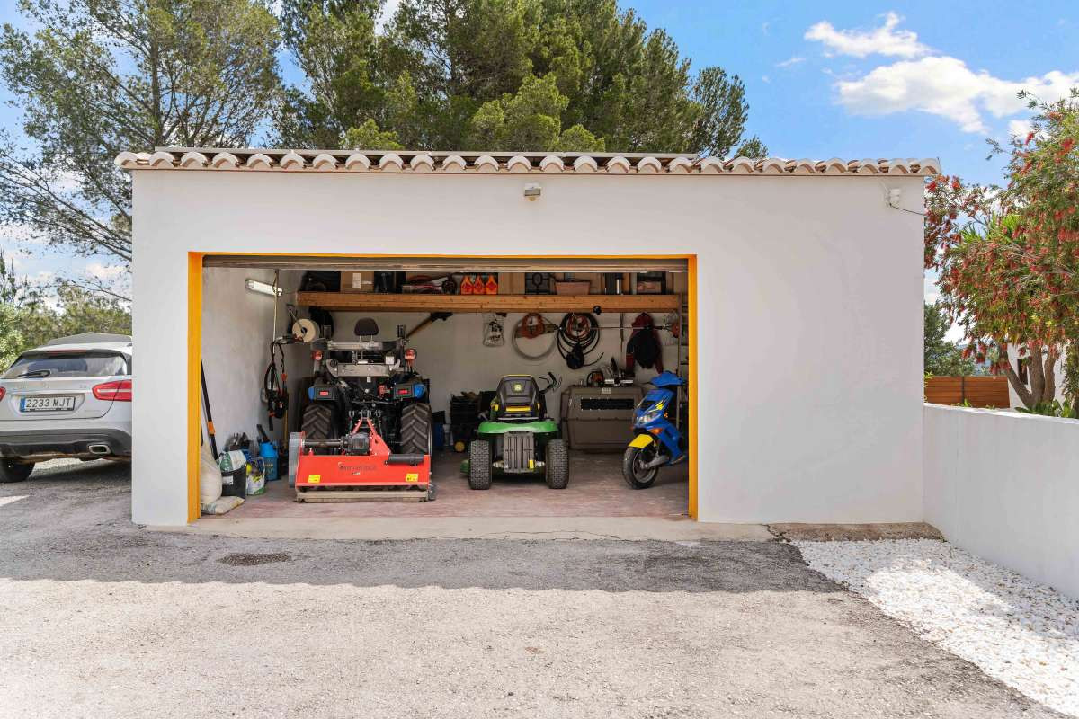 4 Bed Townhouse for sale in Murla Costa Blanca, Alicante, Spain
