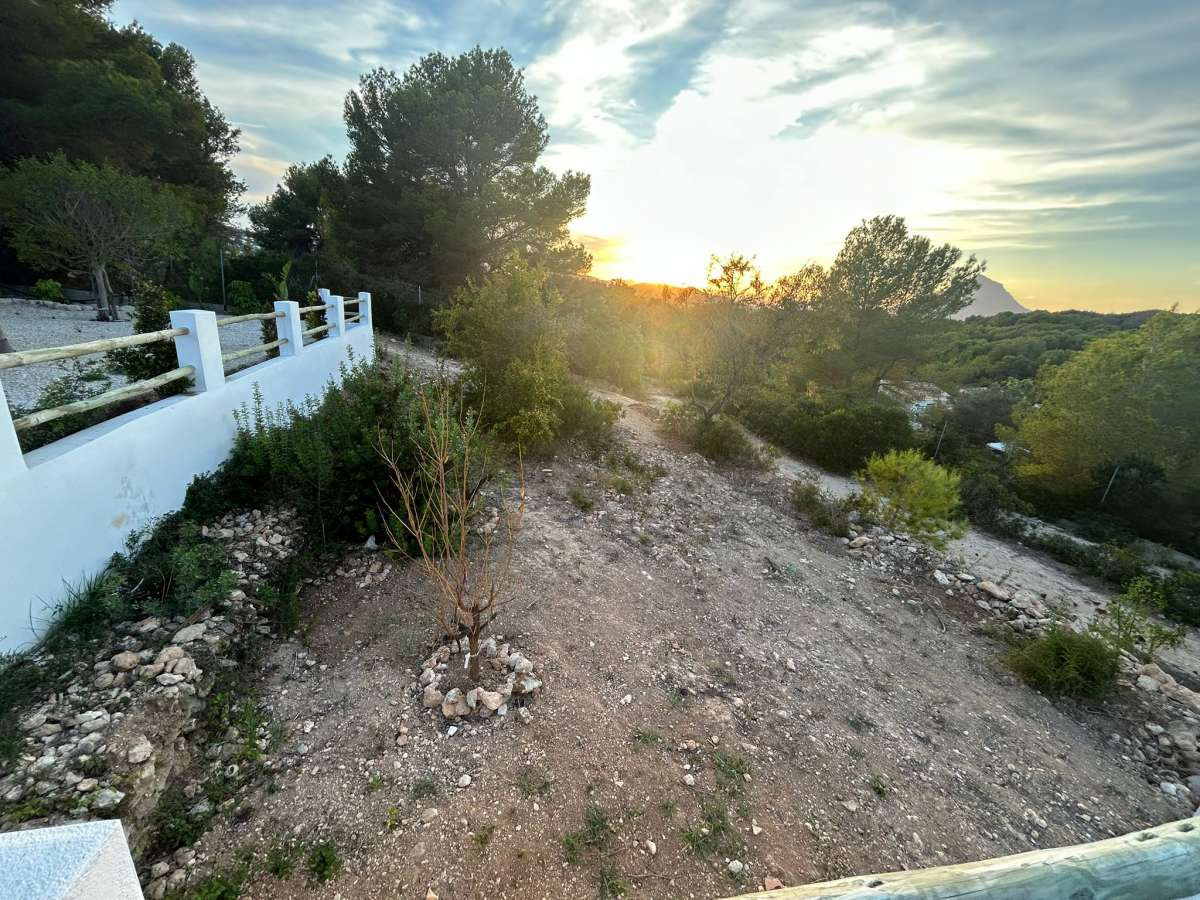 5 Bed Townhouse for sale in Javea Costa Blanca, Alicante, Spain