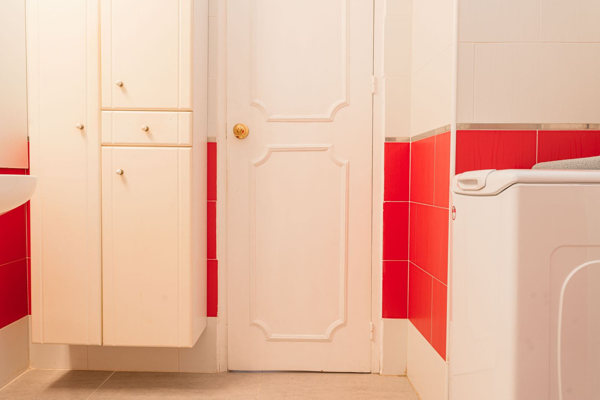 3 Bed Apartment for sale in Benalmadena Costa Costa Del Sol, Málaga, Spain