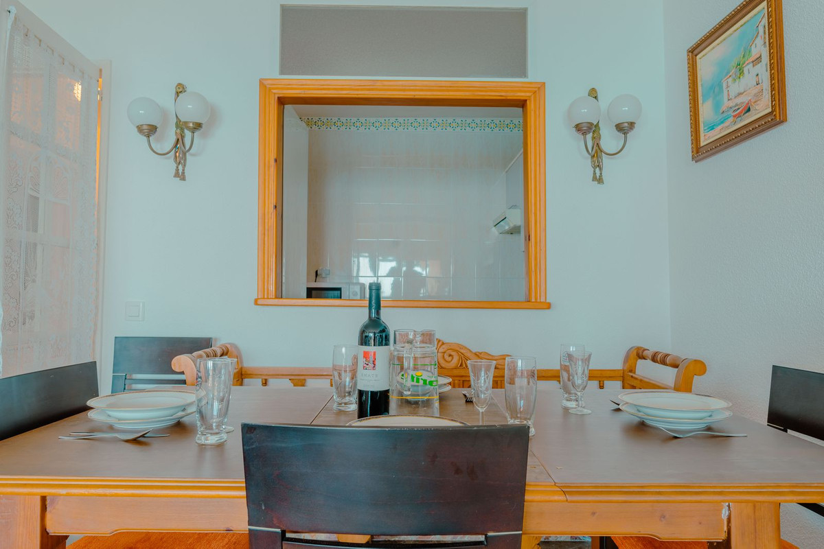 3 Bed Apartment for sale in Benalmadena Costa Costa Del Sol, Málaga, Spain