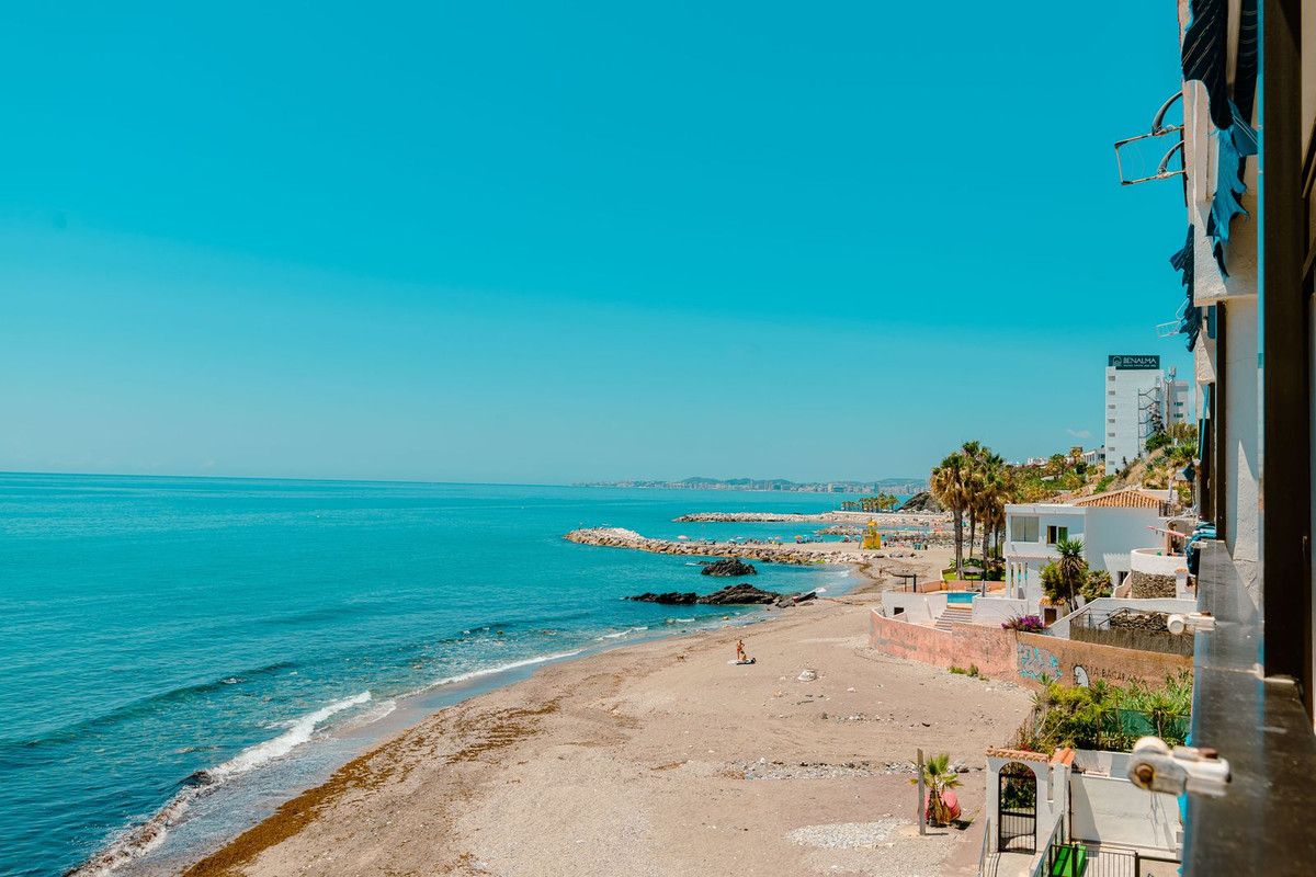 3 Bed Apartment for sale in Benalmadena Costa Costa Del Sol, Málaga, Spain