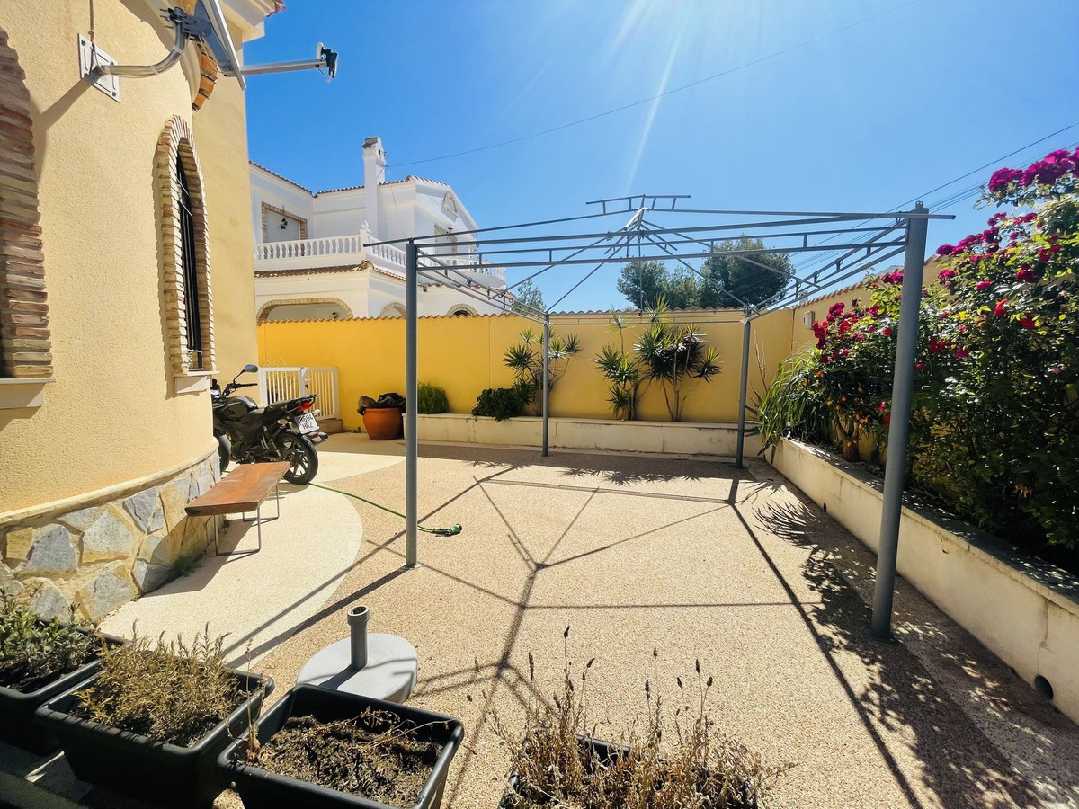 3 Bed Townhouse for sale in Villamartin Costa Blanca, Alicante, Spain