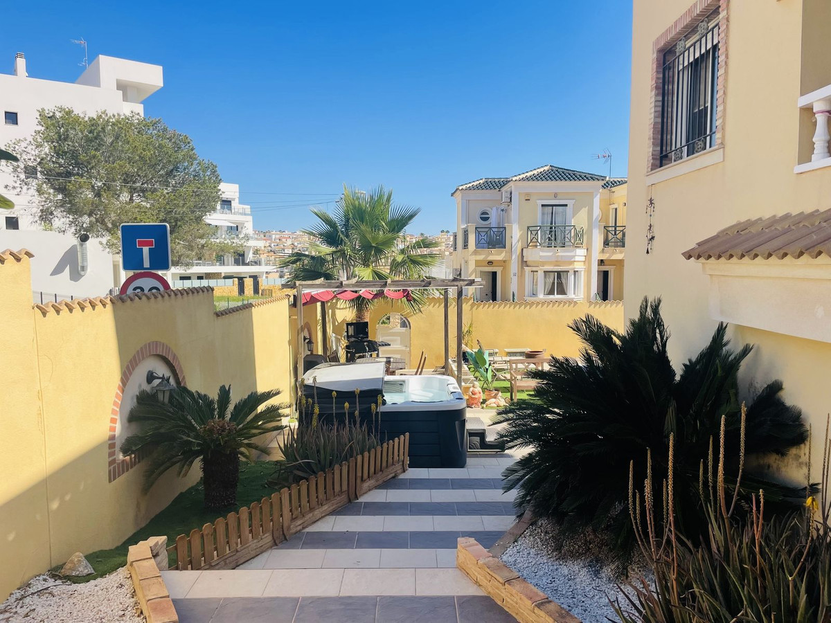 3 Bed Townhouse for sale in Villamartin Costa Blanca, Alicante, Spain