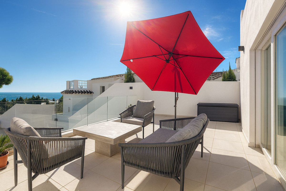 Se vende Villa - Chalet de 3 dormitorios en Costa Del Sol, Málaga, España