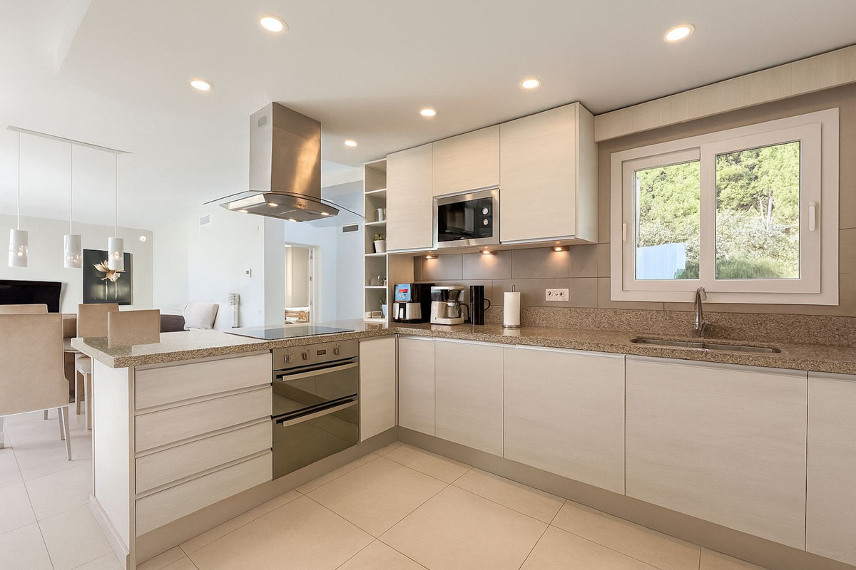 Se vende Villa - Chalet de 3 dormitorios en Costa Del Sol, Málaga, España