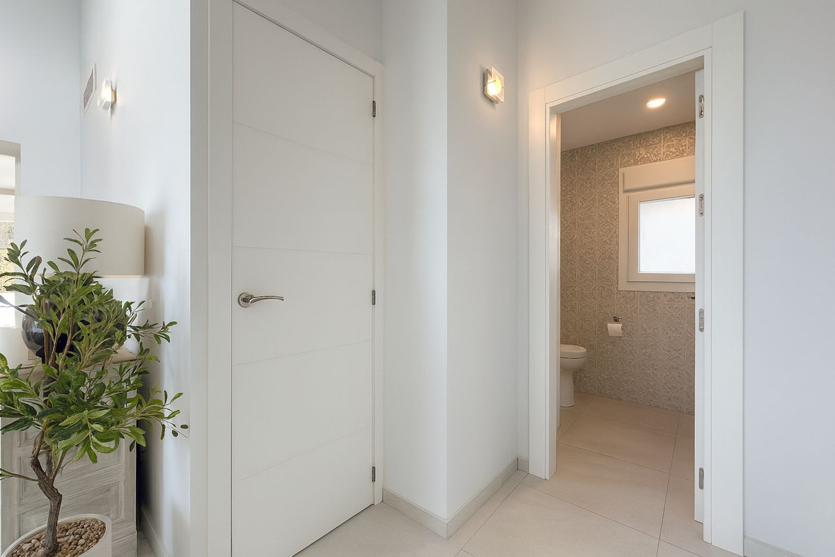 Se vende Villa - Chalet de 3 dormitorios en Costa Del Sol, Málaga, España