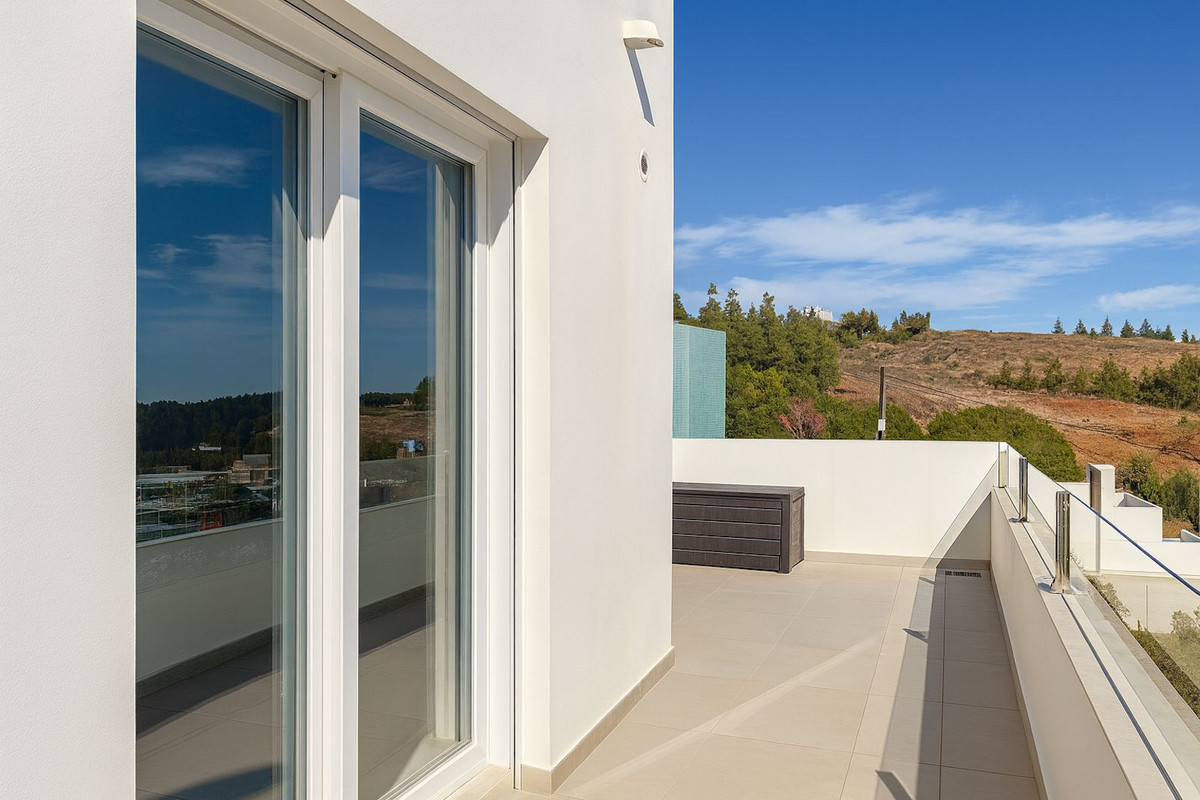 Se vende Villa - Chalet de 3 dormitorios en Costa Del Sol, Málaga, España
