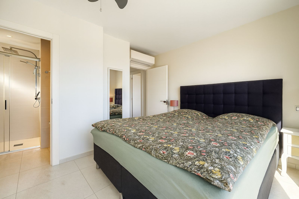 Se vende Villa - Chalet de 3 dormitorios en Costa Del Sol, Málaga, España