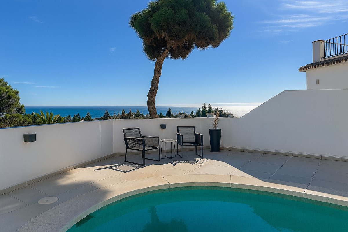 Se vende Villa - Chalet de 3 dormitorios en Costa Del Sol, Málaga, España