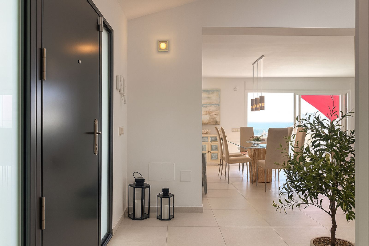 Se vende Villa - Chalet de 3 dormitorios en Costa Del Sol, Málaga, España