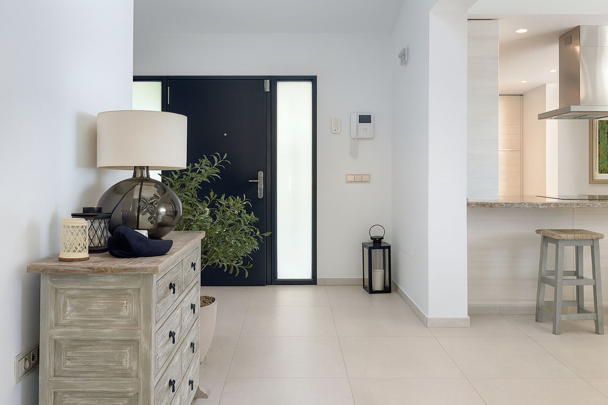 Se vende Villa - Chalet de 3 dormitorios en Costa Del Sol, Málaga, España
