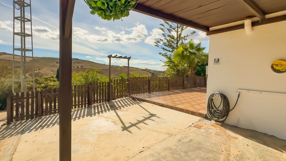 Se vende Finca - Cortijo de 2 dormitorios en Costa Del Sol, Málaga, España