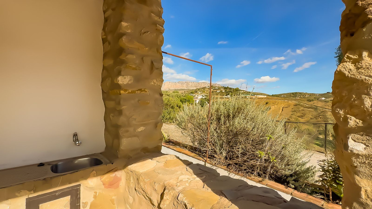 Se vende Finca - Cortijo de 2 dormitorios en Costa Del Sol, Málaga, España
