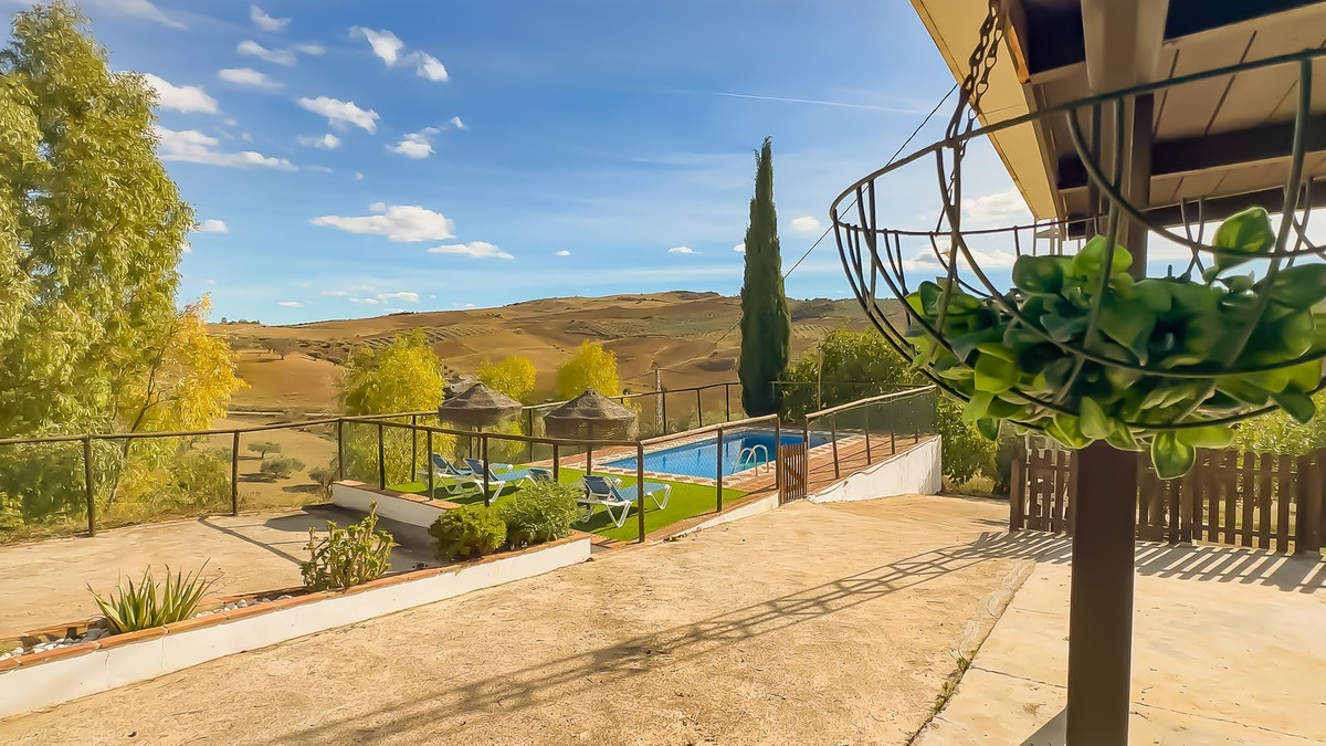 Se vende Finca - Cortijo de 2 dormitorios en Costa Del Sol, Málaga, España