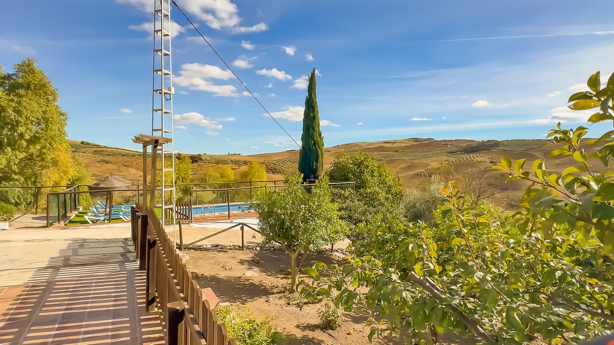 Se vende Finca - Cortijo de 2 dormitorios en Costa Del Sol, Málaga, España