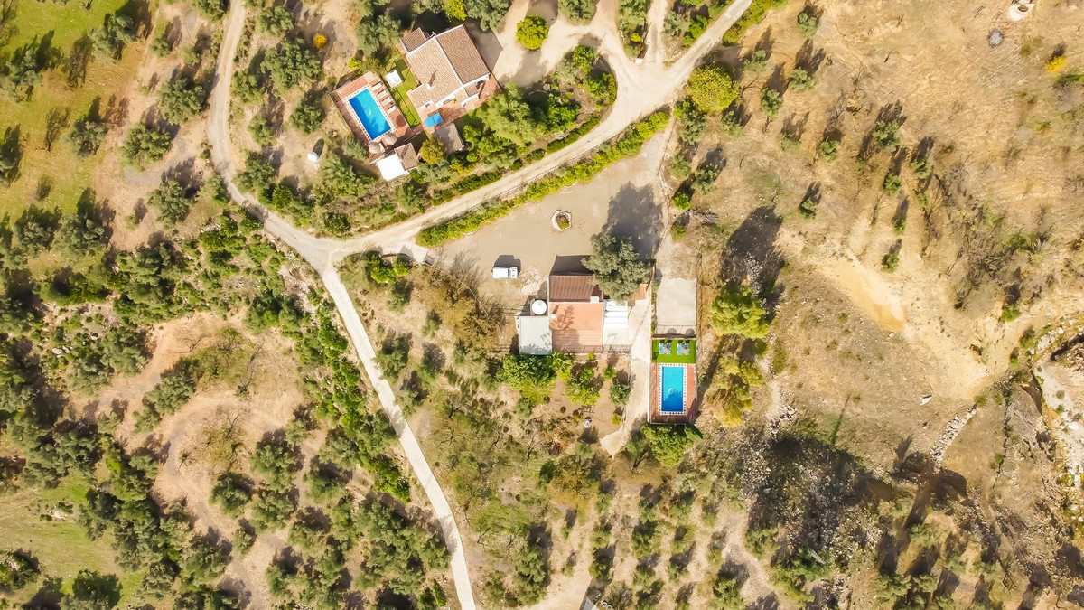 Se vende Finca - Cortijo de 2 dormitorios en Costa Del Sol, Málaga, España