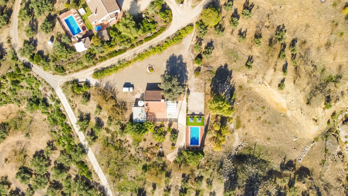 Se vende Finca - Cortijo de 2 dormitorios en Costa Del Sol, Málaga, España