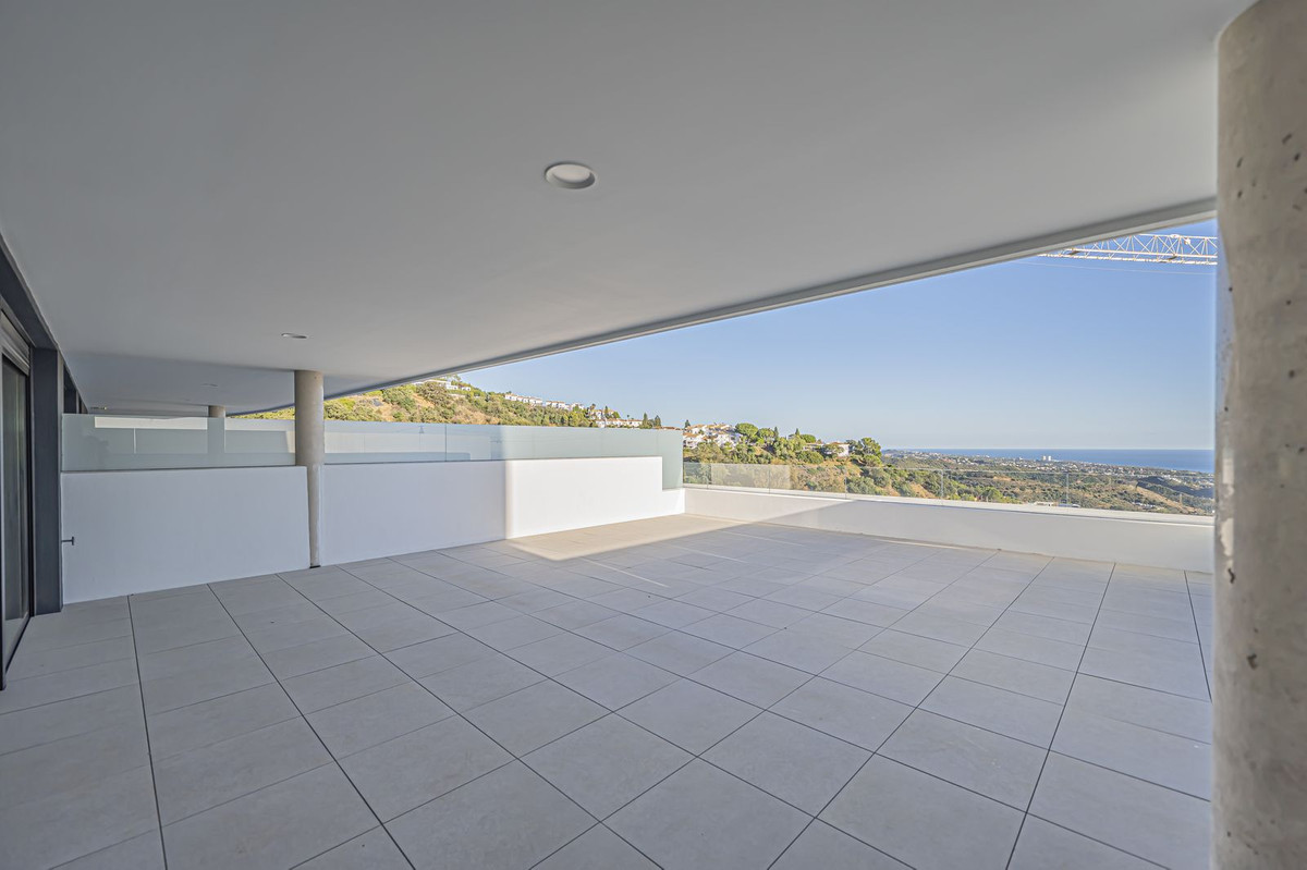 3 Bed Apartment for sale in Altos De Los Monteros Costa Del Sol, Málaga, Spain