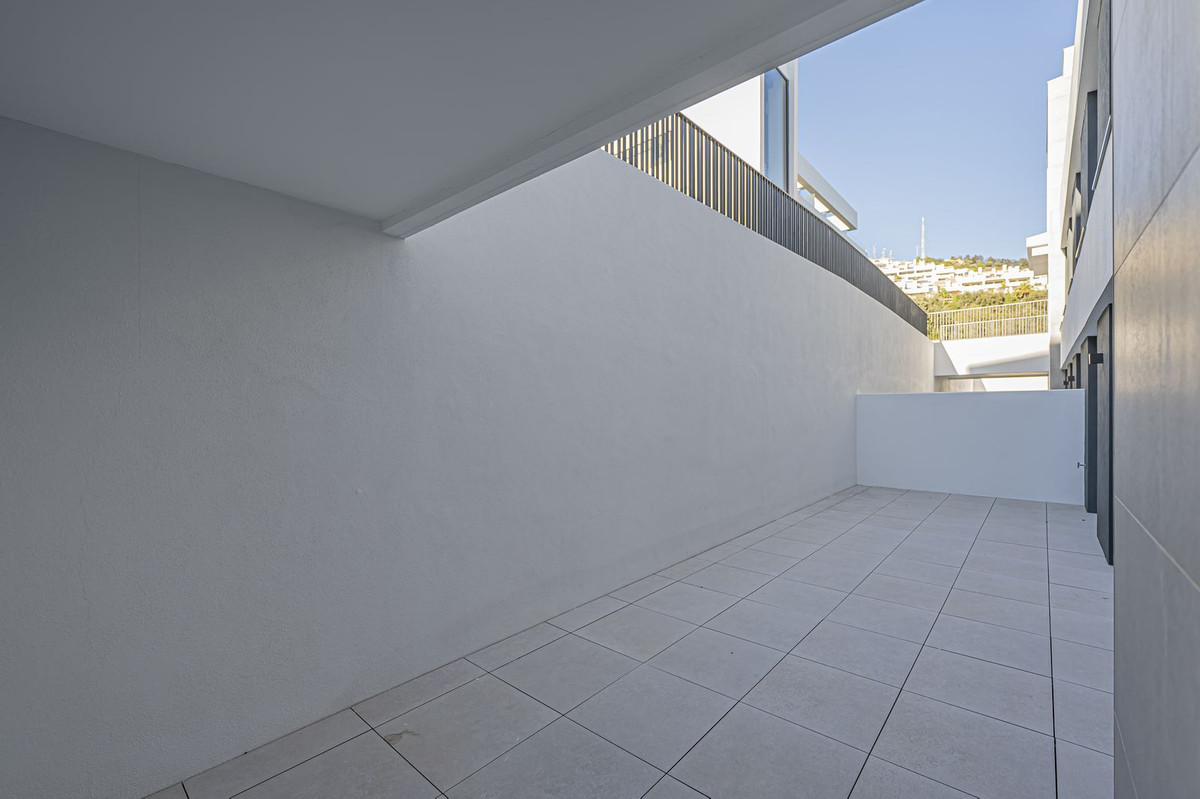 3 Bed Apartment for sale in Altos De Los Monteros Costa Del Sol, Málaga, Spain