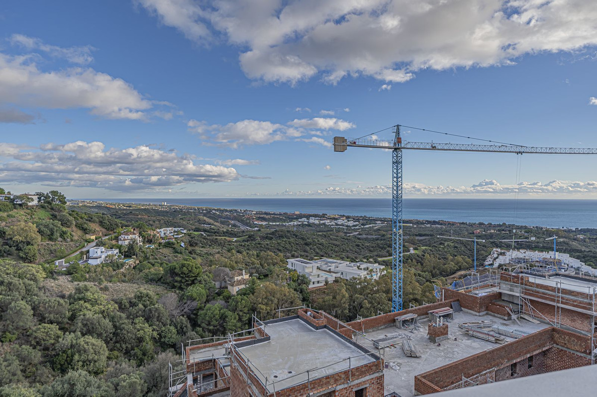 3 Bed Apartment for sale in Altos De Los Monteros Costa Del Sol, Málaga, Spain