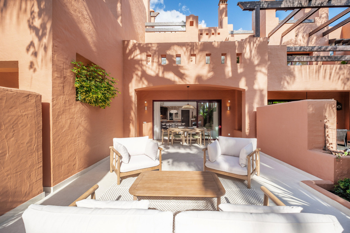 4 Bed Townhouse for sale in The Golden Mile Costa Del Sol, Málaga, Spain