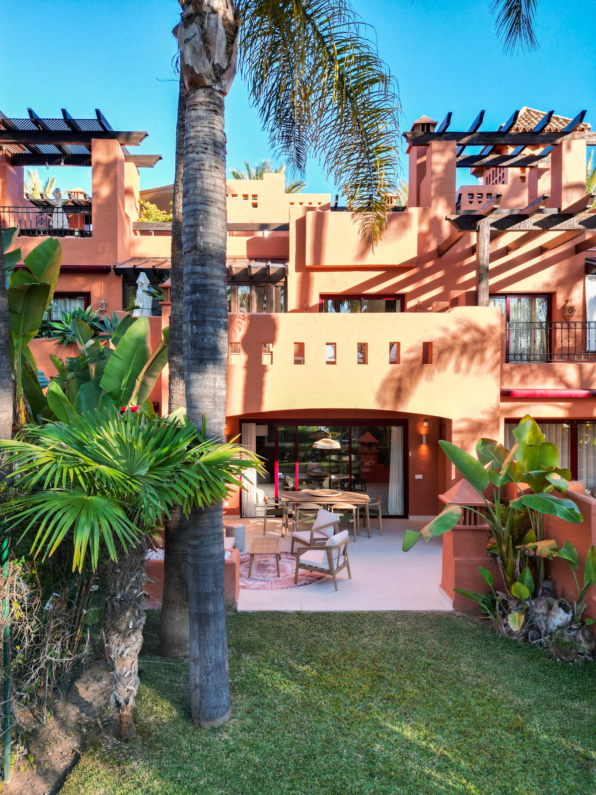 4 Bed Townhouse for sale in The Golden Mile Costa Del Sol, Málaga, Spain