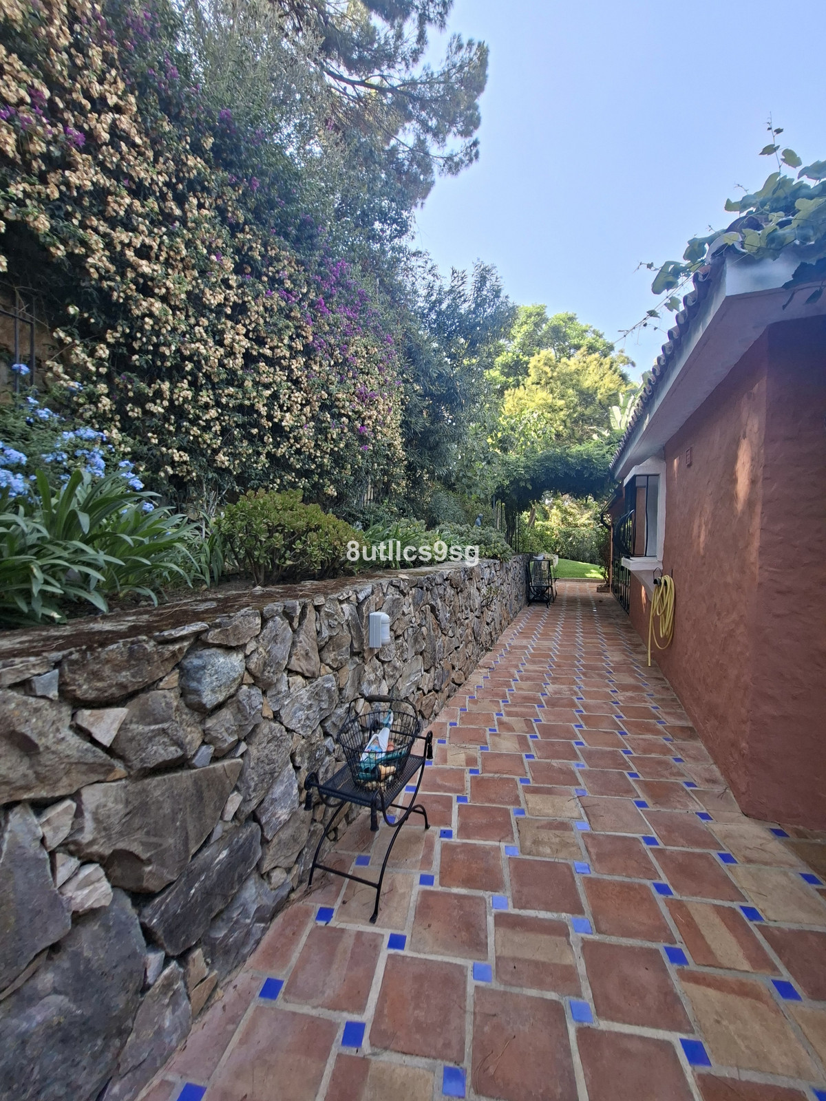5 Bed Townhouse for sale in Aloha Costa Del Sol, Málaga, Spain