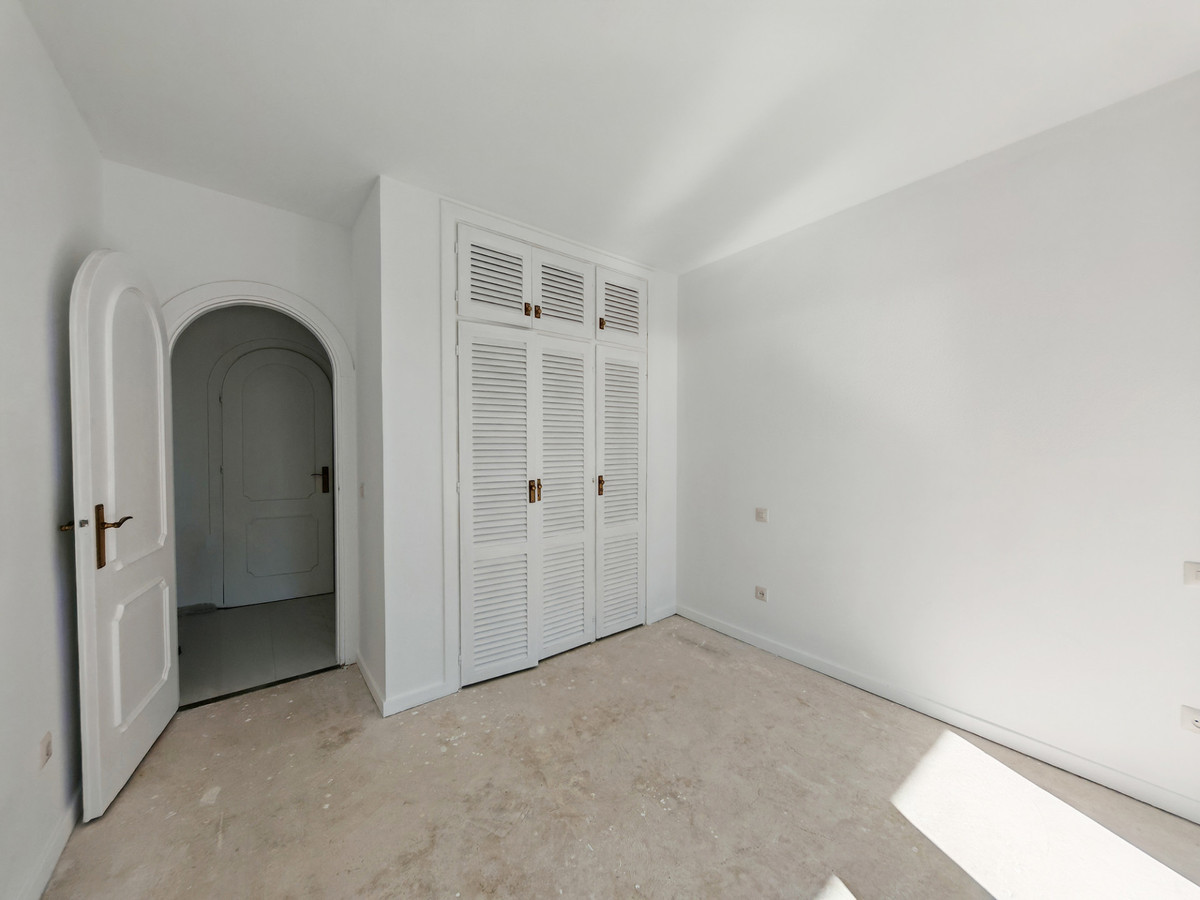 2 Bed Townhouse for sale in Cabopino Costa Del Sol, Málaga, Spain