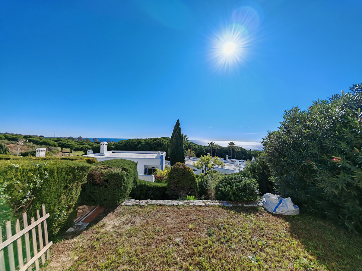 2 Bed Townhouse for sale in Cabopino Costa Del Sol, Málaga, Spain
