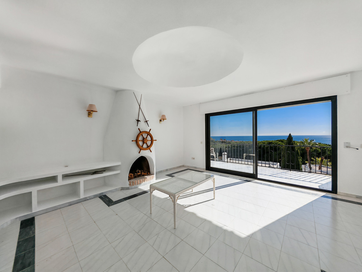 2 Bed Townhouse for sale in Cabopino Costa Del Sol, Málaga, Spain