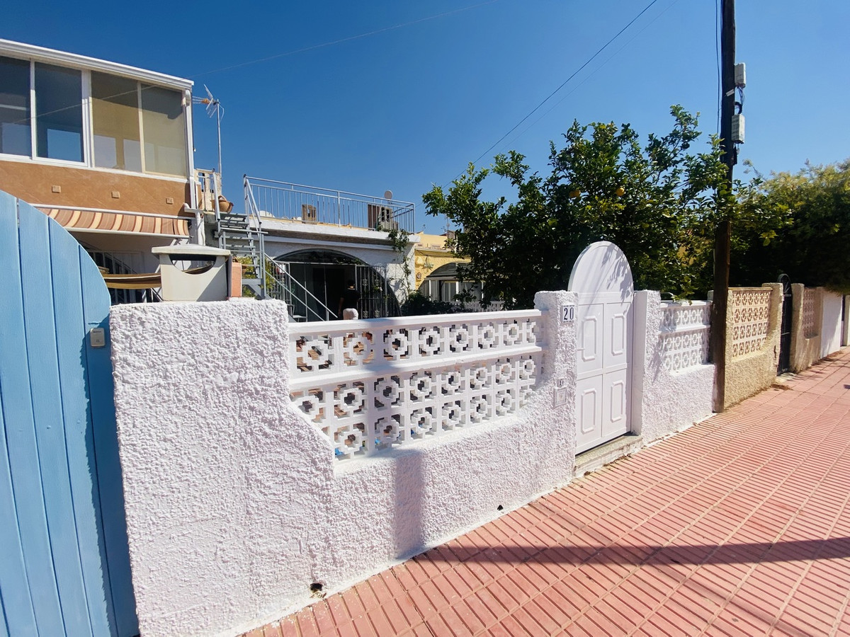 2 Bed Townhouse for sale in Playa Flamenca Costa Blanca, Alicante, Spain