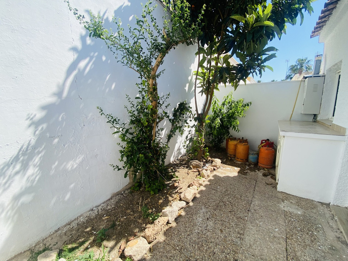 2 Bed Townhouse for sale in Playa Flamenca Costa Blanca, Alicante, Spain