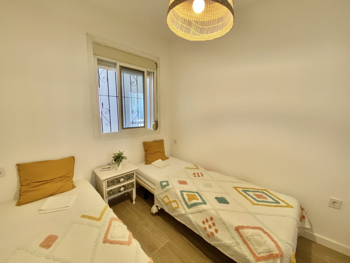2 Bed Townhouse for sale in Playa Flamenca Costa Blanca, Alicante, Spain