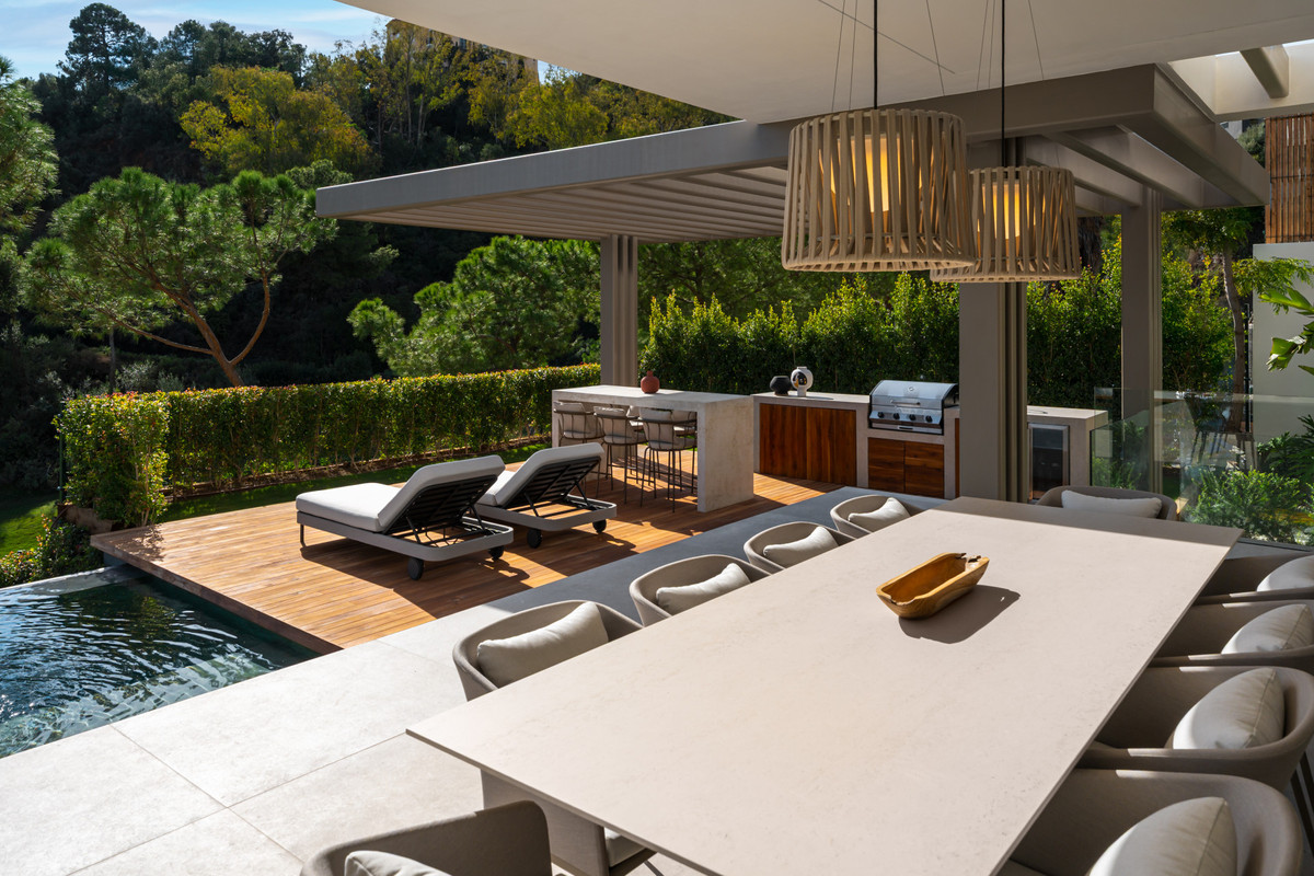 Se vende Villa - Chalet de 6 dormitorios en Costa Del Sol, Málaga, España