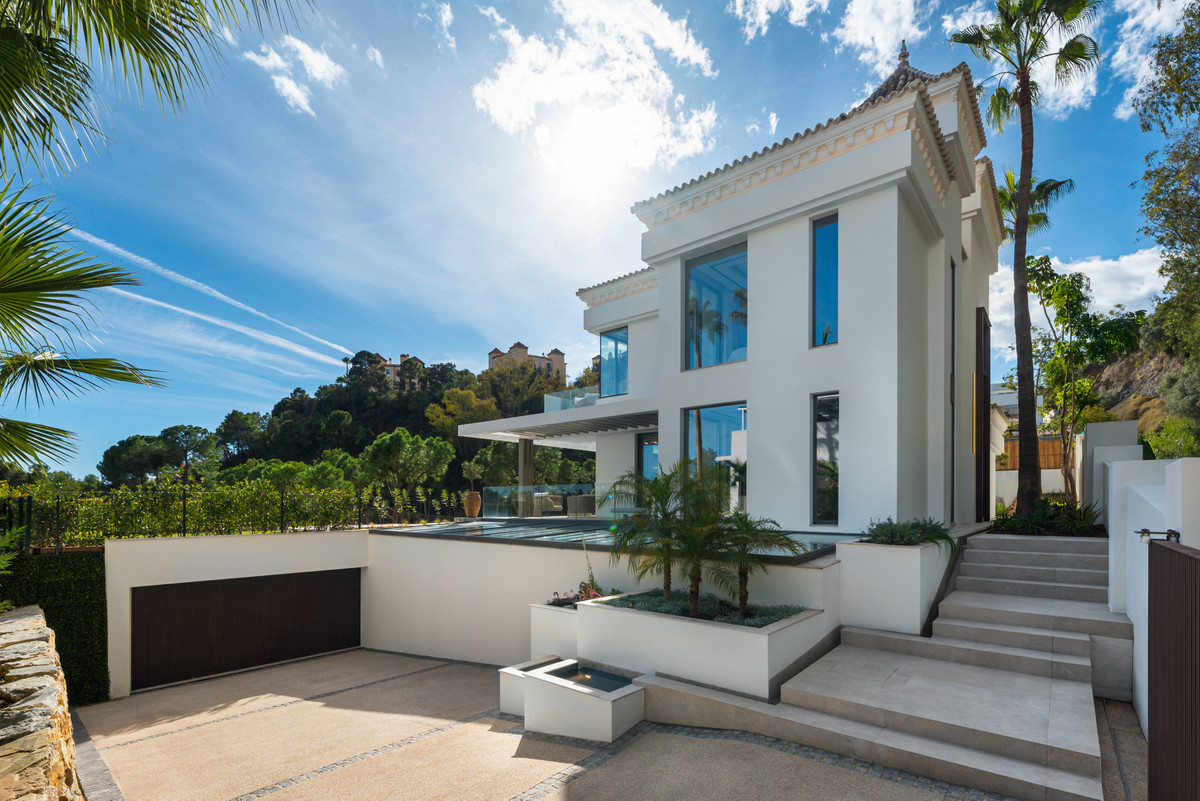Se vende Villa - Chalet de 6 dormitorios en Costa Del Sol, Málaga, España