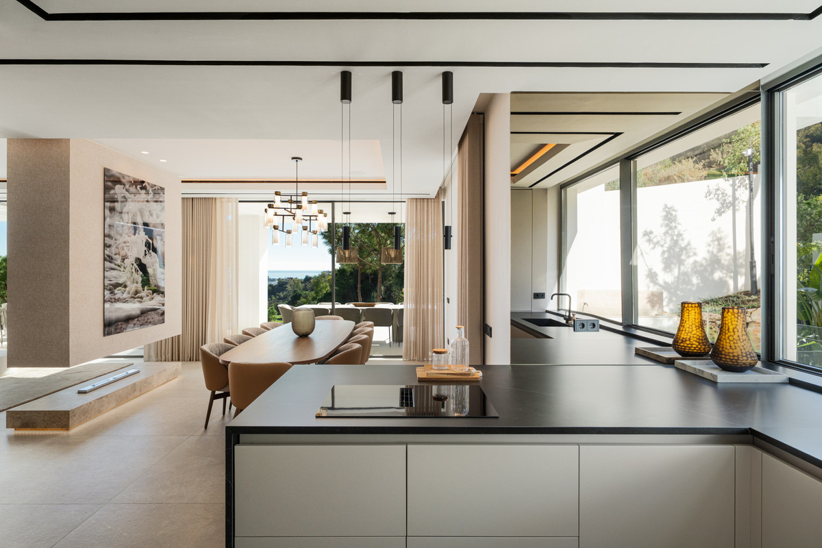 Se vende Villa - Chalet de 6 dormitorios en Costa Del Sol, Málaga, España