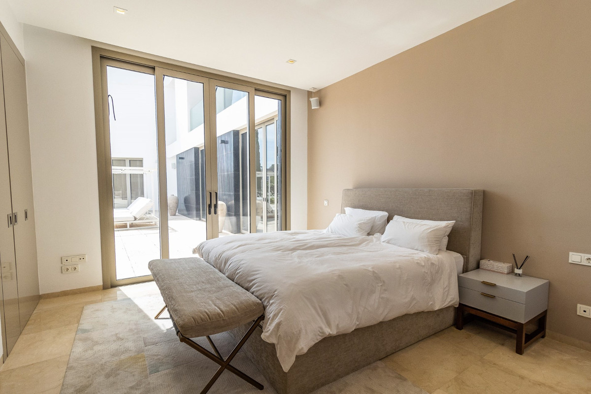 Se vende Villa - Chalet de 6 dormitorios en Costa Del Sol, Málaga, España