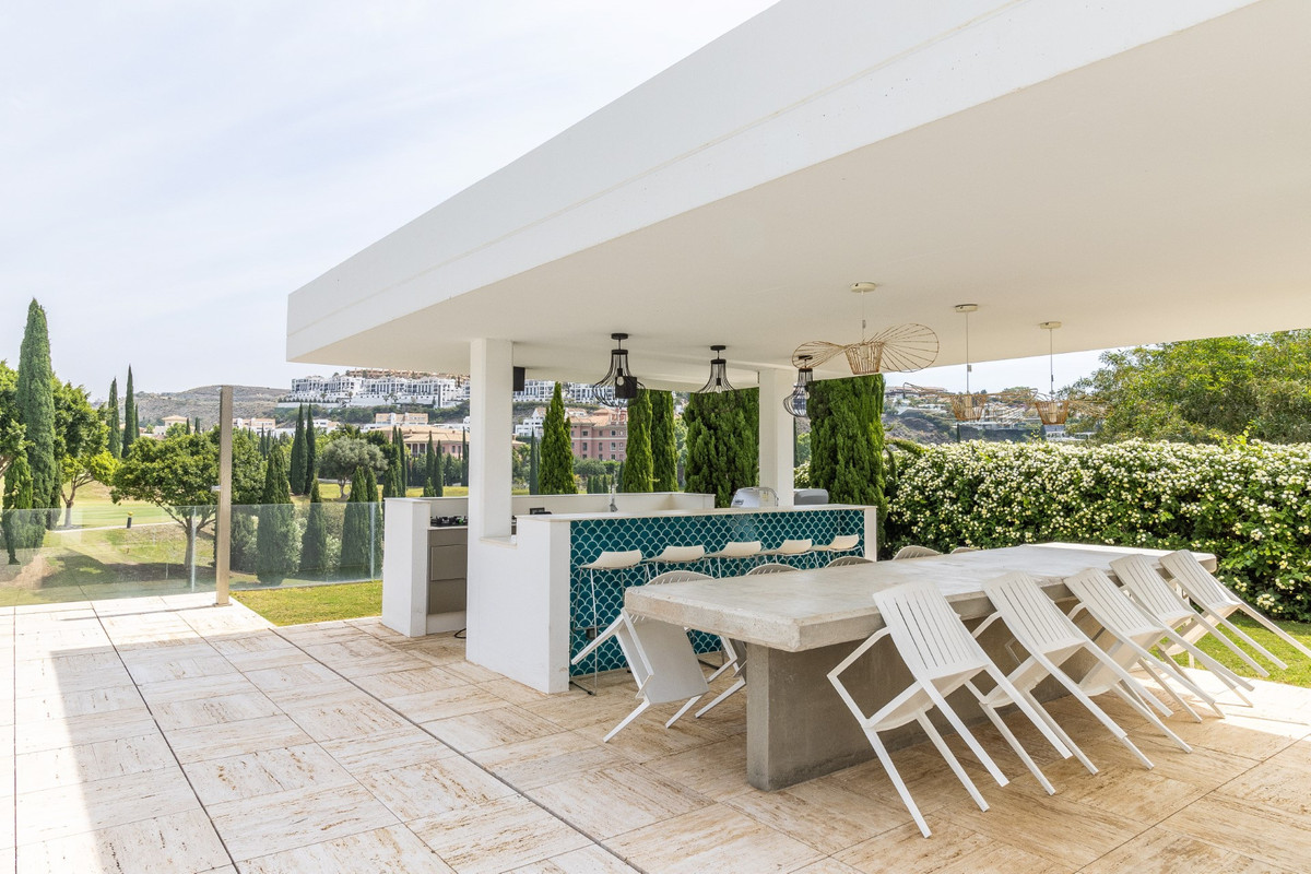 Se vende Villa - Chalet de 6 dormitorios en Costa Del Sol, Málaga, España