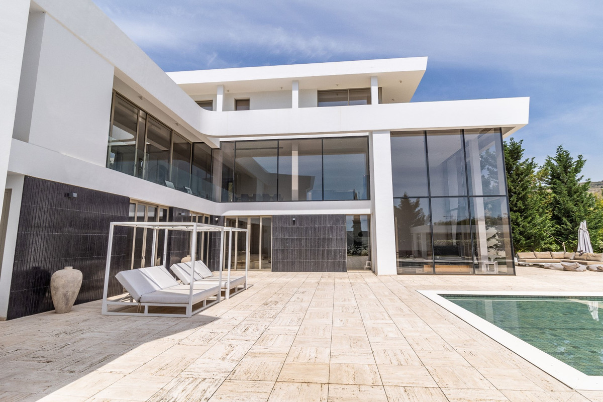 Se vende Villa - Chalet de 6 dormitorios en Costa Del Sol, Málaga, España
