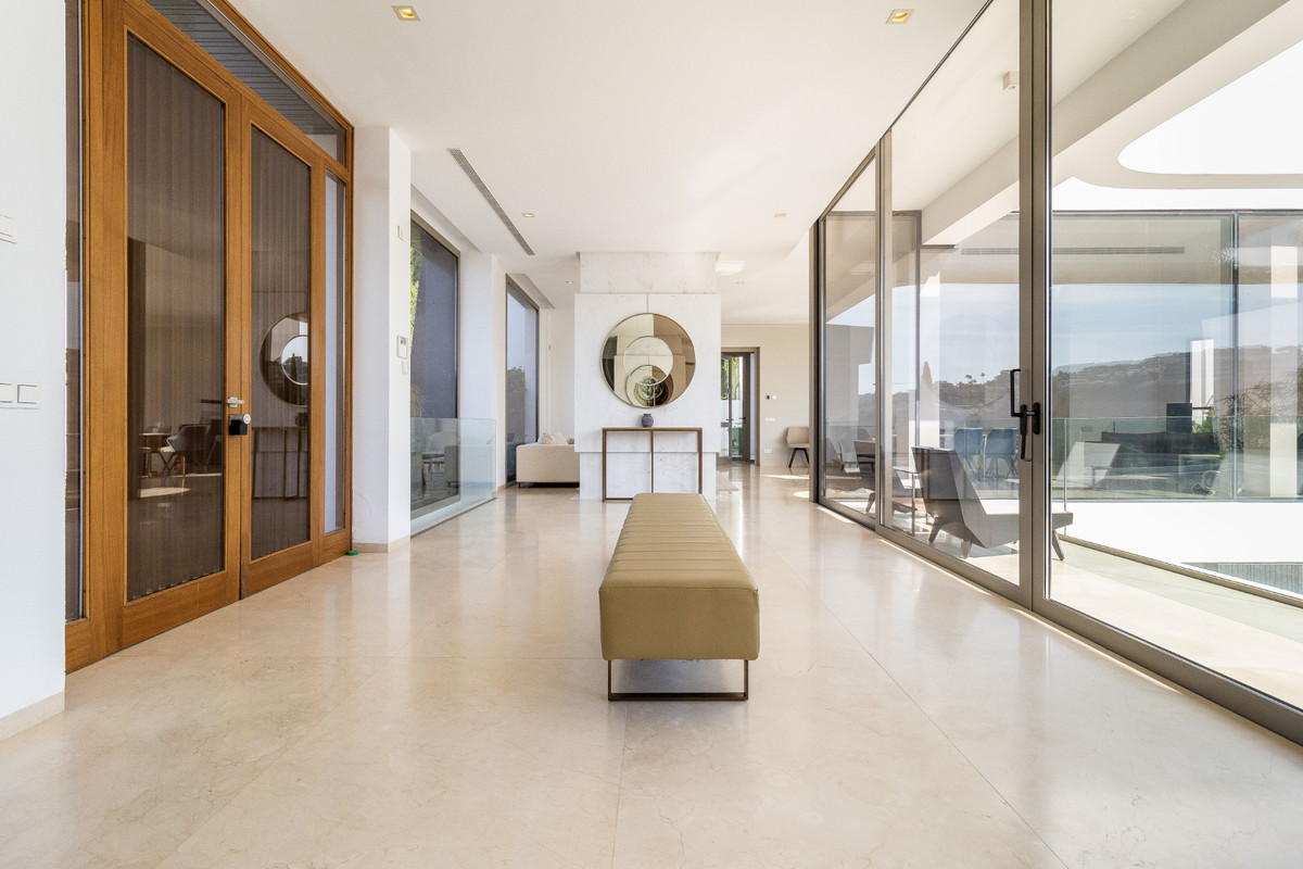 Se vende Villa - Chalet de 6 dormitorios en Costa Del Sol, Málaga, España