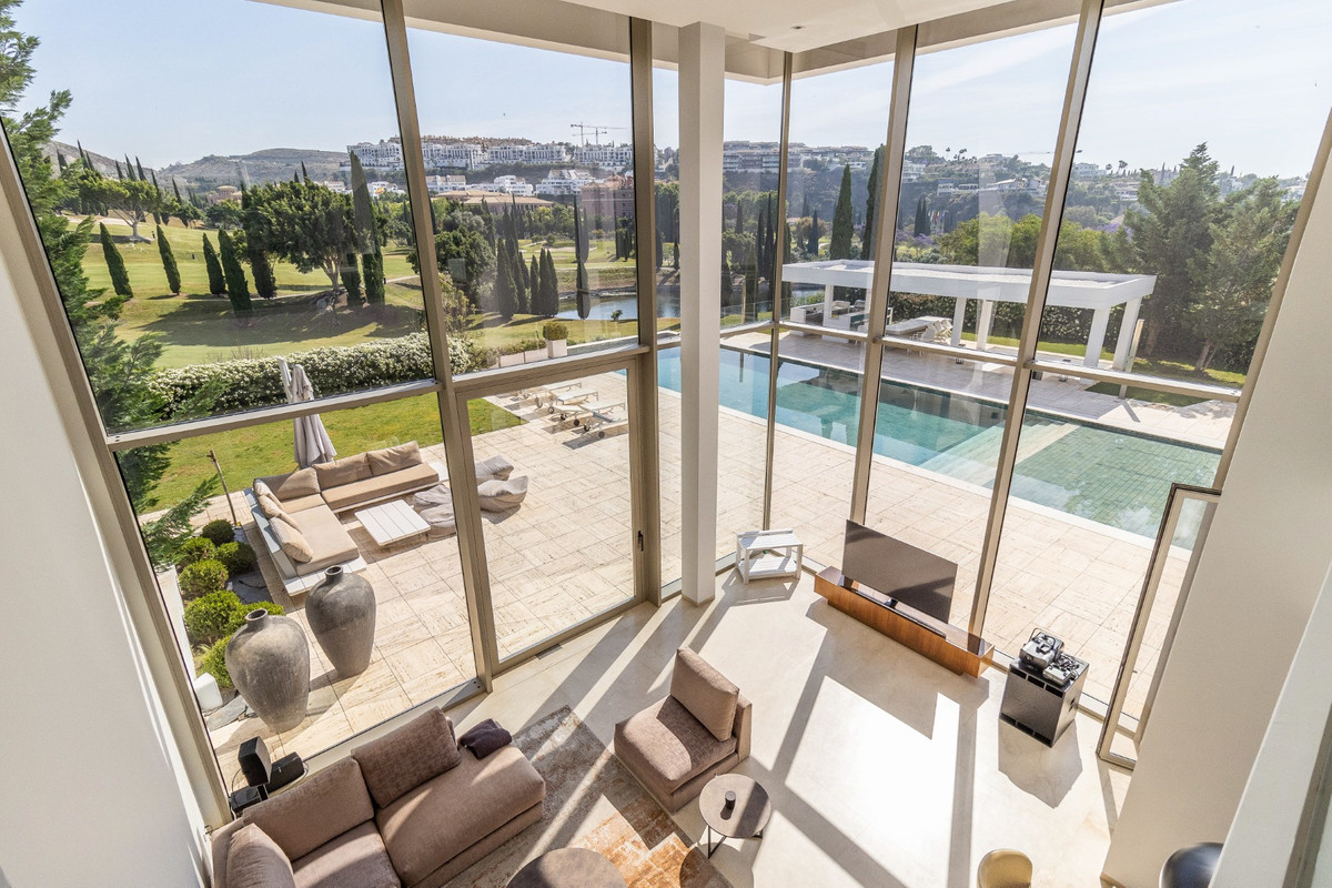 Se vende Villa - Chalet de 6 dormitorios en Costa Del Sol, Málaga, España