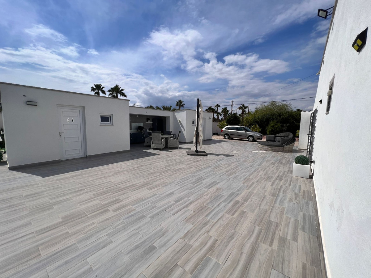3 Bed Townhouse for sale in La Marina Costa Blanca, Alicante, Spain