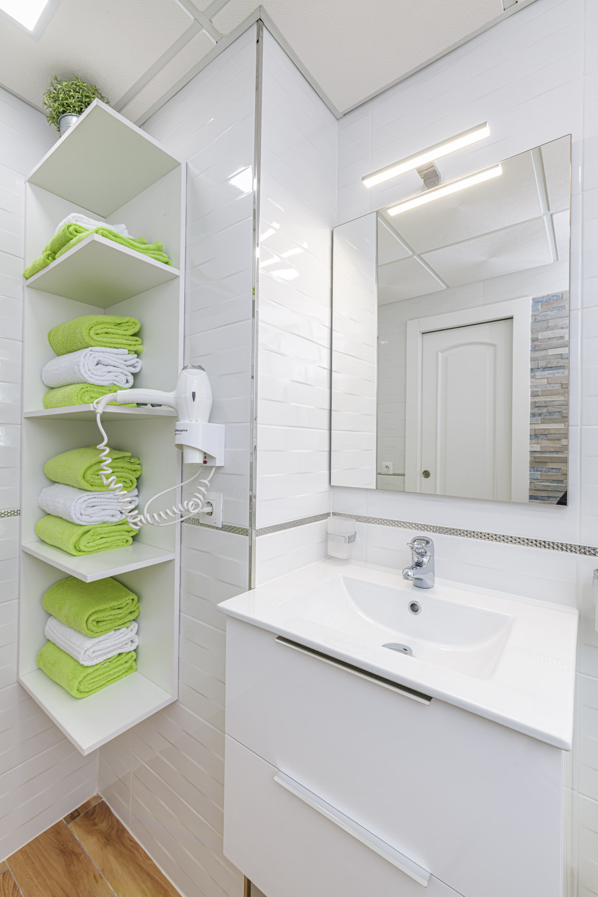 3 Bed Apartment for sale in Málaga Costa Del Sol, Málaga, Spain
